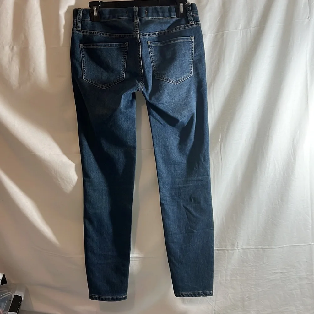 Free people young womens jeans. - Picture 5 of 10